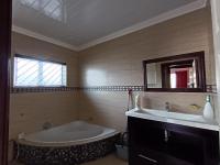 Bathroom 1 - 9 square meters of property in Welcome