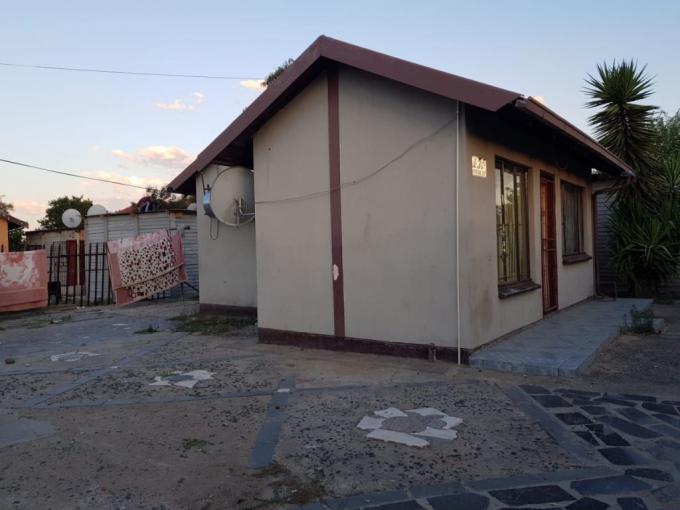 2 Bedroom House for Sale For Sale in Rustenburg North - MR623682