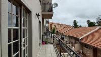 Patio - 8 square meters of property in Norkem park