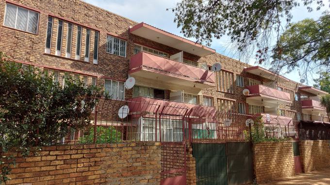 2 Bedroom Apartment for Sale For Sale in Vanderbijlpark - MR624055