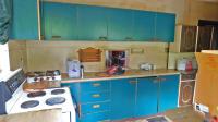 Kitchen - 33 square meters of property in Umhlatuzana 