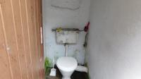 Bathroom 1 - 8 square meters of property in Umhlatuzana 