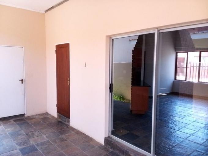 2 Bedroom Simplex for Sale For Sale in Polokwane - MR624314