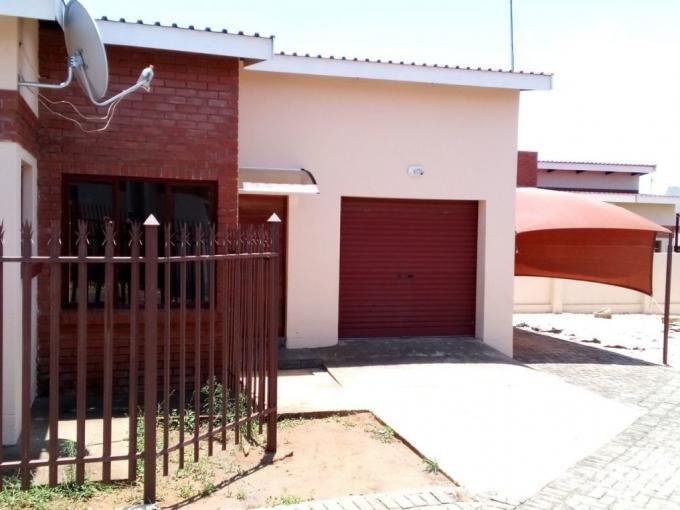 2 Bedroom Simplex for Sale For Sale in Polokwane - MR624314