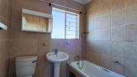 Bathroom 1 - 5 square meters of property in Parkrand