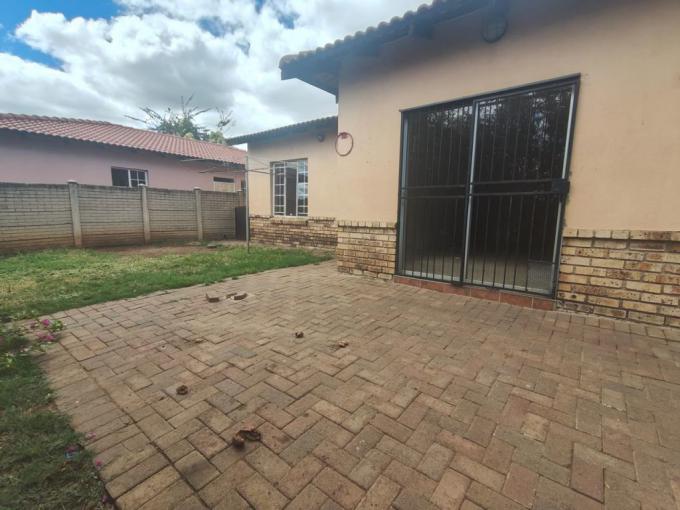 3 Bedroom House for Sale For Sale in Waterval East - MR624985