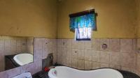 Bathroom 1 - 7 square meters of property in Rosettenville