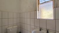 Main Bathroom - 3 square meters of property in Rensburg