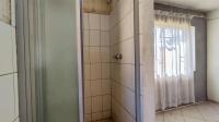 Main Bathroom - 3 square meters of property in Rensburg