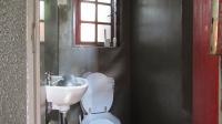 Bathroom 3+ - 10 square meters of property in President Ridge