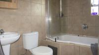 Bathroom 1 - 6 square meters of property in Alveda