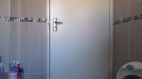 Bathroom 1 - 4 square meters of property in Protea Glen