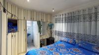 Main Bedroom - 16 square meters of property in Woodview