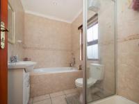 Main Bathroom - 8 square meters of property in Wilgeheuwel 