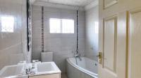 Bathroom 1 - 7 square meters of property in Welbedacht