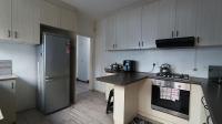 Kitchen - 14 square meters of property in Southfield