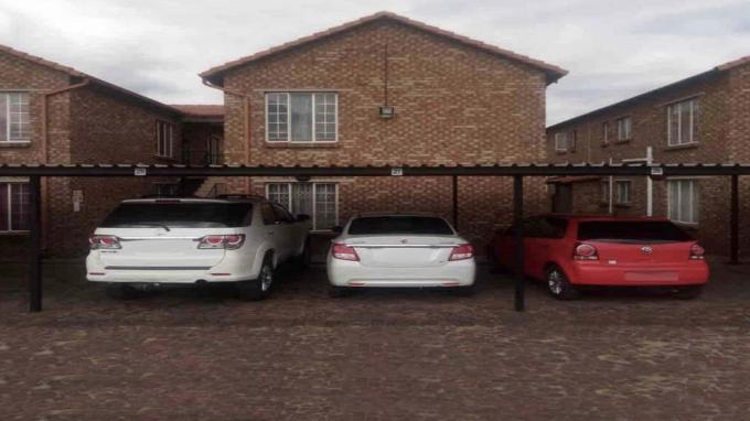 2 Bedroom Sectional Title for Sale and to Rent For Sale in Duvha Park - Home Sell - MR626168