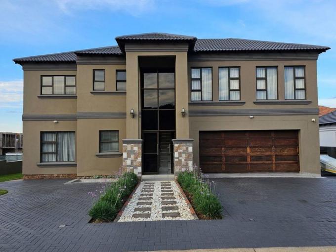 5 Bedroom House for Sale For Sale in Polokwane - MR626222