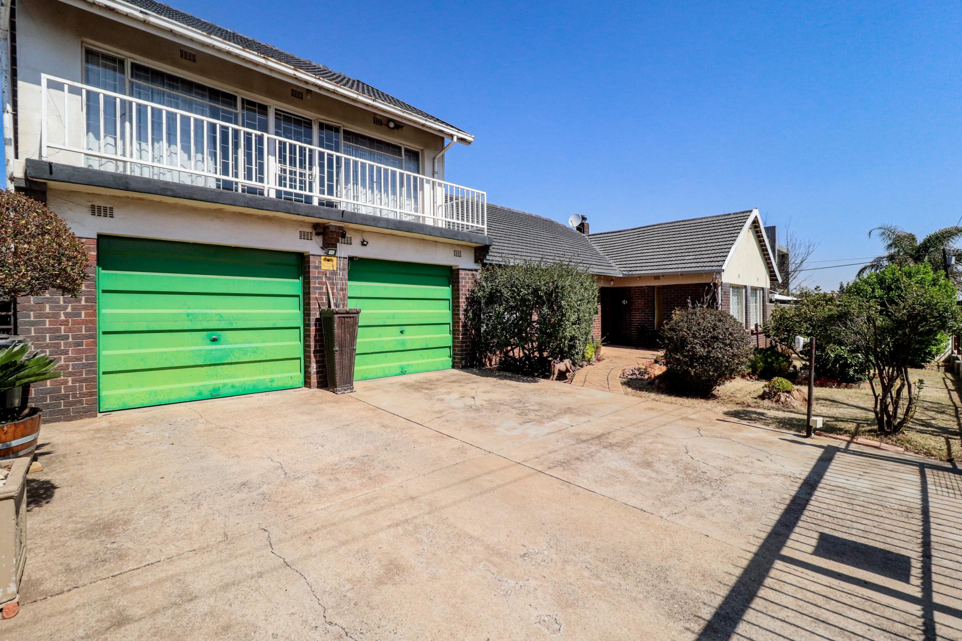  of property in Sunnyridge