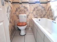 Bathroom 1 of property in Bethelsdorp