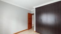 Bed Room 2 - 11 square meters of property in Olympus