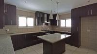 Kitchen - 17 square meters of property in Olympus