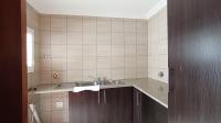 Scullery - 6 square meters of property in Olympus