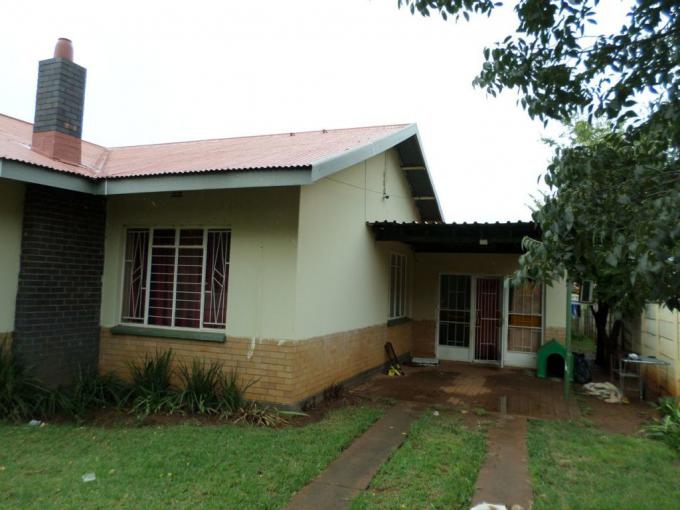 3 Bedroom House for Sale For Sale in Ventersdorp - MR627083