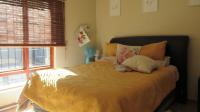 Main Bedroom - 14 square meters of property in Maroeladal