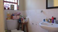 Main Bathroom - 4 square meters of property in Maroeladal