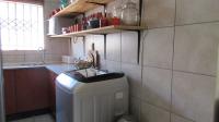 Kitchen - 9 square meters of property in Mohlakeng