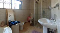 Main Bathroom - 8 square meters of property in Noordwyk