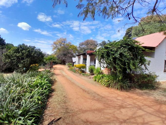 Farm for Sale For Sale in Rustenburg - MR627854