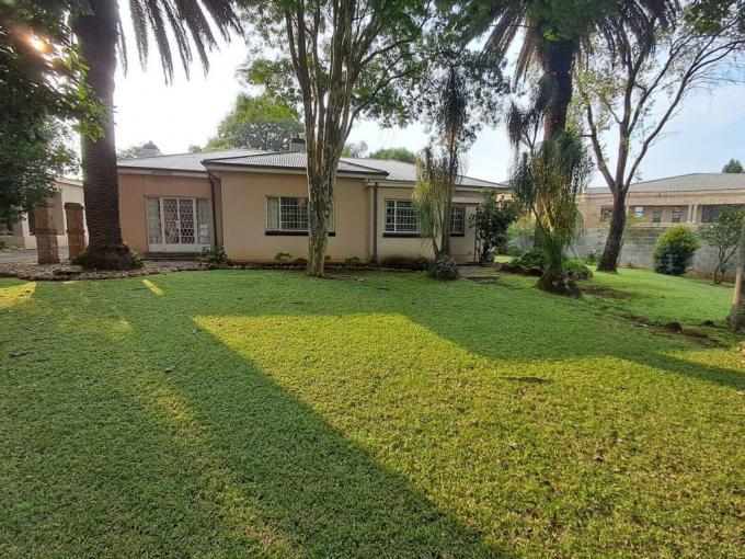 7 Bedroom House for Sale For Sale in Piet Retief - MR628047