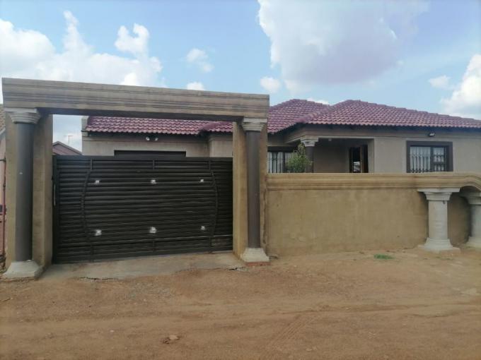 3 Bedroom House for Sale For Sale in Vanderbijlpark - MR628056