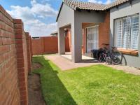 3 Bedroom 1 Bathroom Simplex for Sale for sale in Monavoni