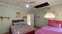 Bed Room 1 - 17 square meters of property in Lambton