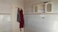 Main Bathroom - 6 square meters of property in Lambton