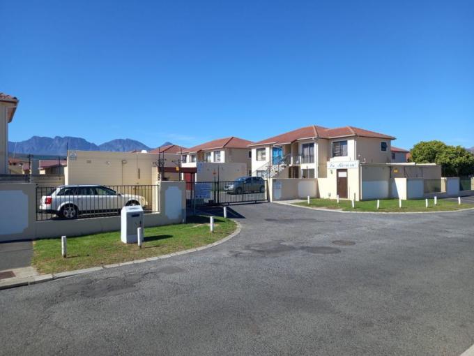 2 Bedroom Apartment for Sale For Sale in Helderberg Park - MR628831