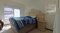 Main Bedroom - 14 square meters of property in Fourways