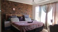 Bed Room 2 - 15 square meters of property in Mindalore