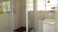 Bathroom 3+ of property in Fontainebleau