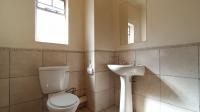 Bathroom 1 - 5 square meters of property in Claremont