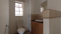 Guest Toilet - 6 square meters of property in Claremont