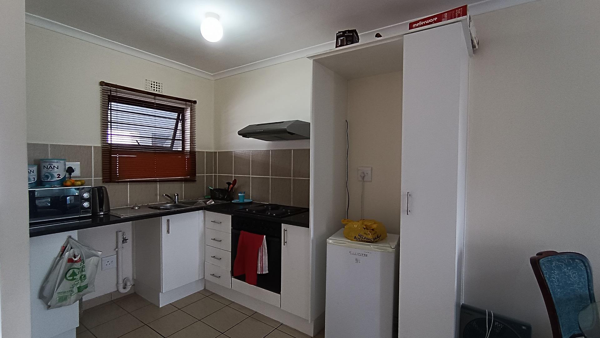 Kitchen - 9 square meters of property in Parklands