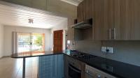 Kitchen - 11 square meters of property in Die Hoewes