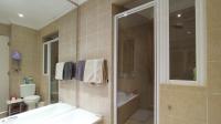 Main Bathroom - 8 square meters of property in Elton Hill