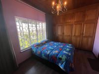 Bed Room 1 - 19 square meters of property in Effingham Heights