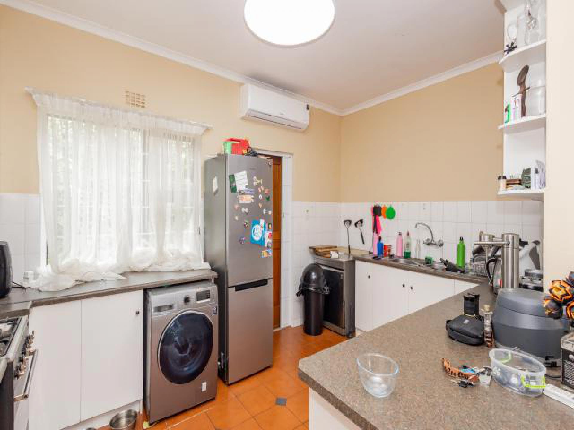 Kitchen - 17 square meters of property in Proteavallei