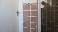 Main Bathroom - 3 square meters of property in Meredale